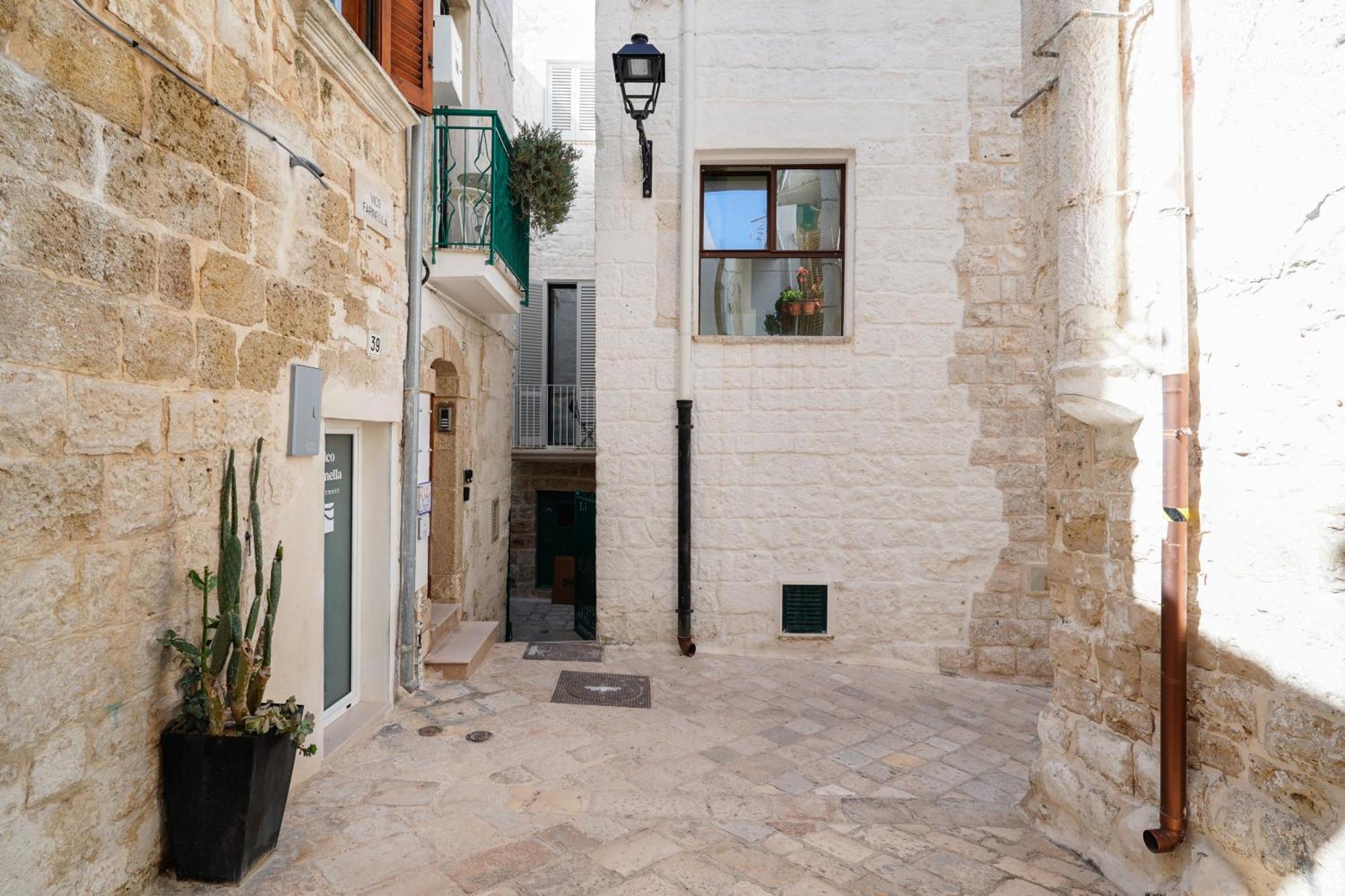 Vico Farinella Apartment By Barbarhouse Полиньяно-а-Маре Экстерьер фото